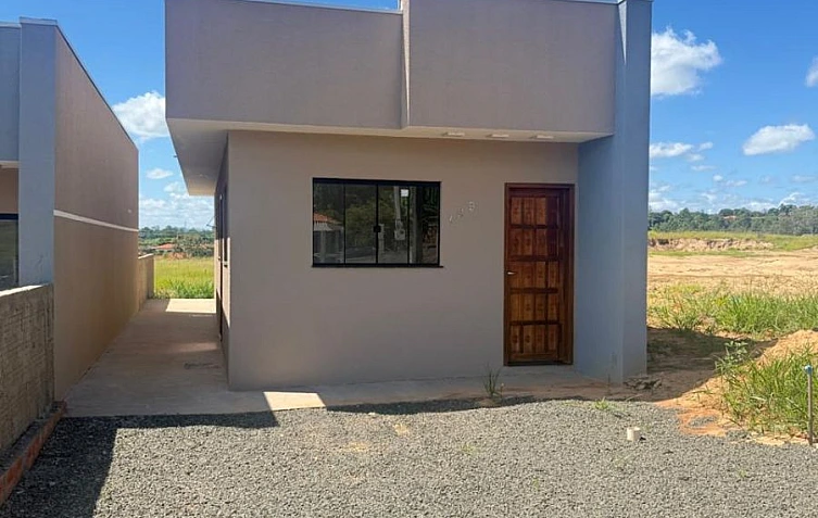 Casa - Venda no bairro Jd Auracaria - Figueira - PR