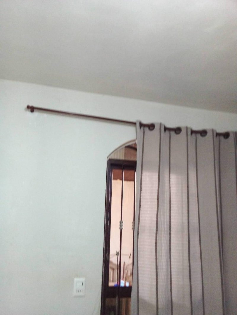 Casa - Venda - Conjunto Habitacional Maria Ceclia Serrano de Oliveira - Londrina - PR