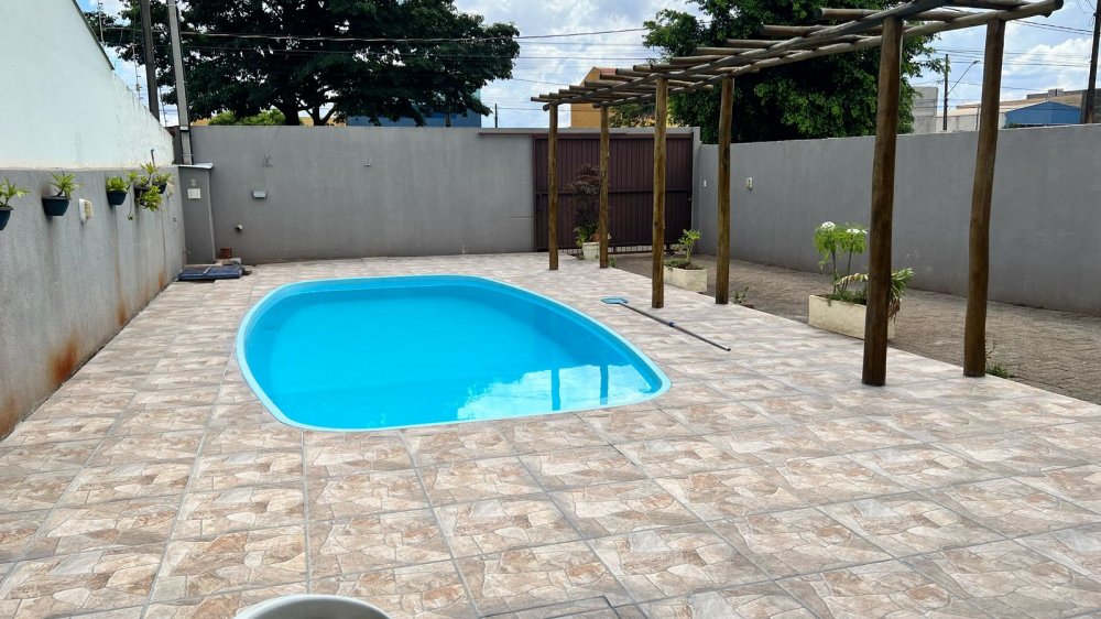 Salo - Venda - Jardim Strass - Londrina - PR