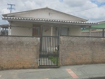 Casa � Venda